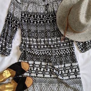❌ SOLD ❌Mossimo Black and White Dress